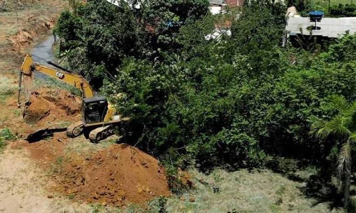 Paraíso cancela festa para construir ponte